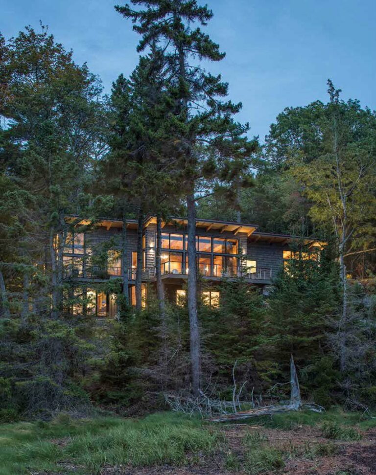 MAINE HOME + DESIGN – Family Ties